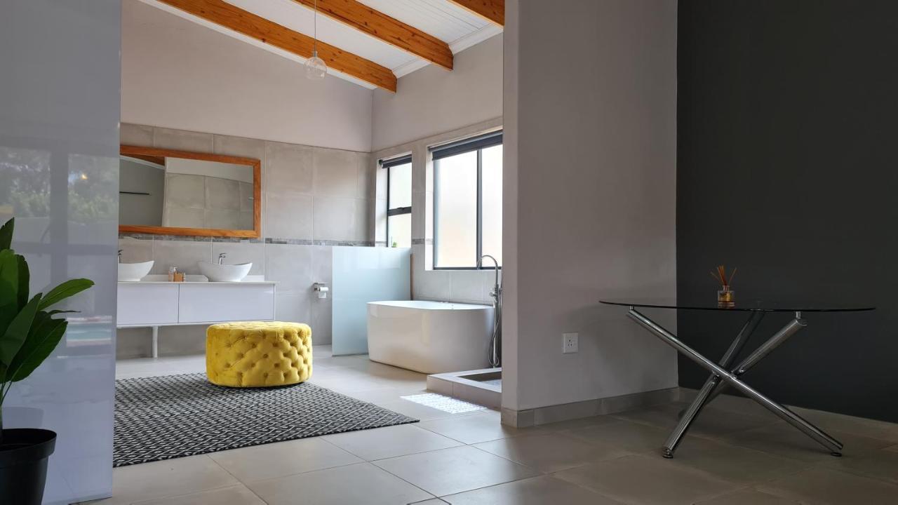 House Of Bongekile 4 Bed Luxury Home In Malelane Malalane Exterior foto