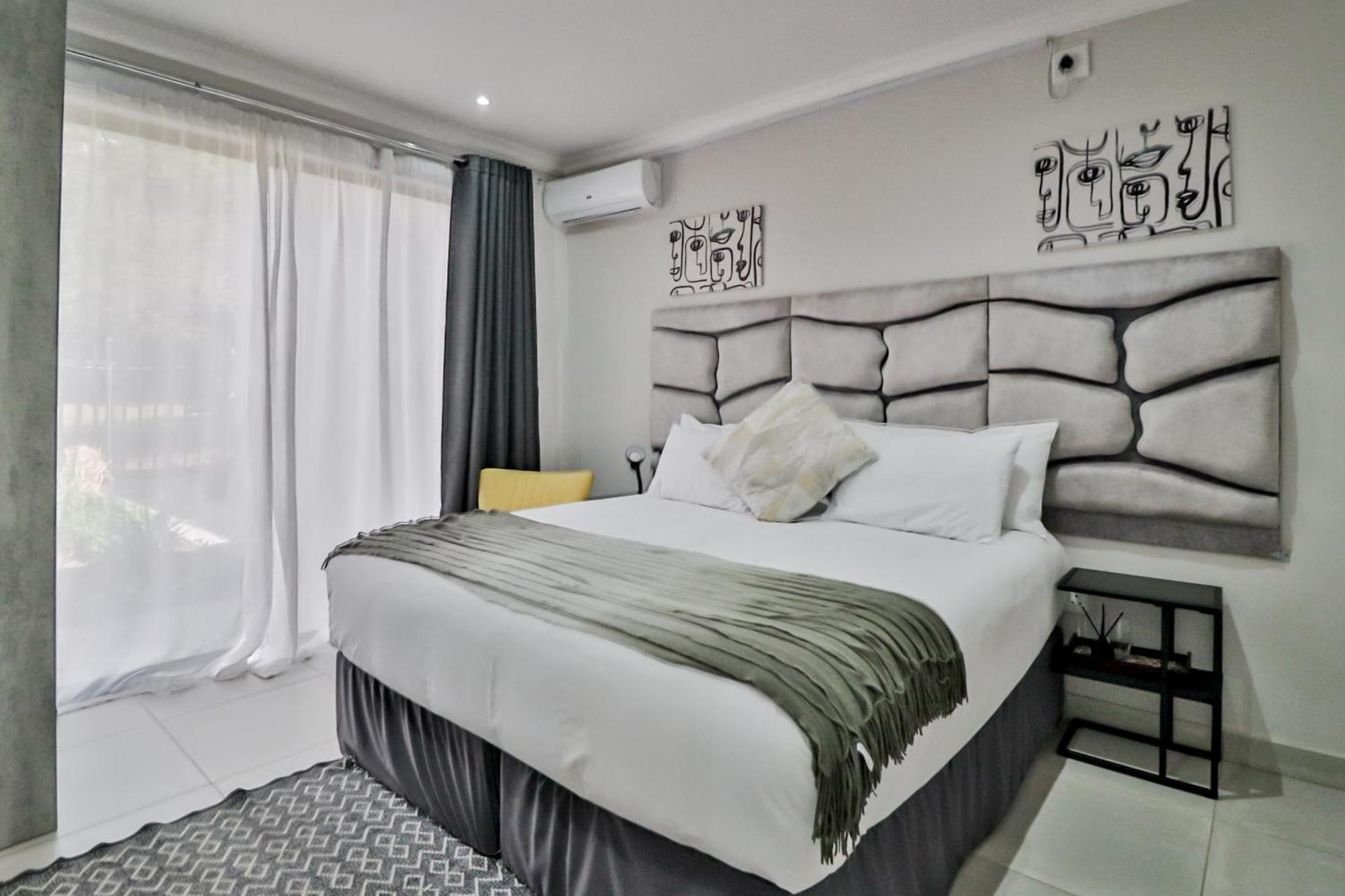 House Of Bongekile 4 Bed Luxury Home In Malelane Malalane Exterior foto