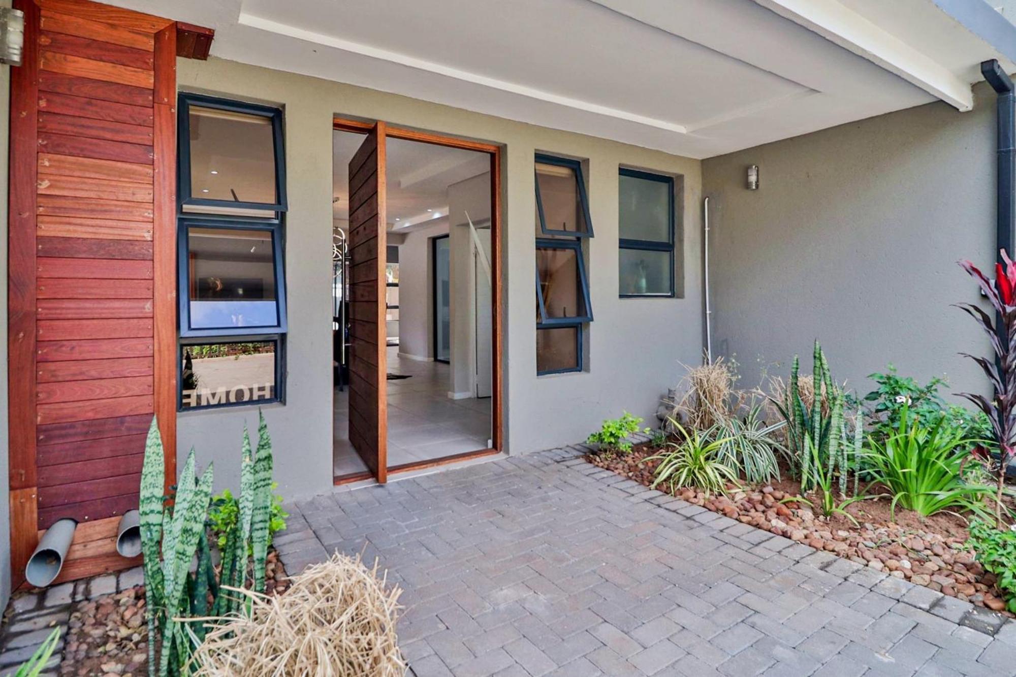House Of Bongekile 4 Bed Luxury Home In Malelane Malalane Exterior foto