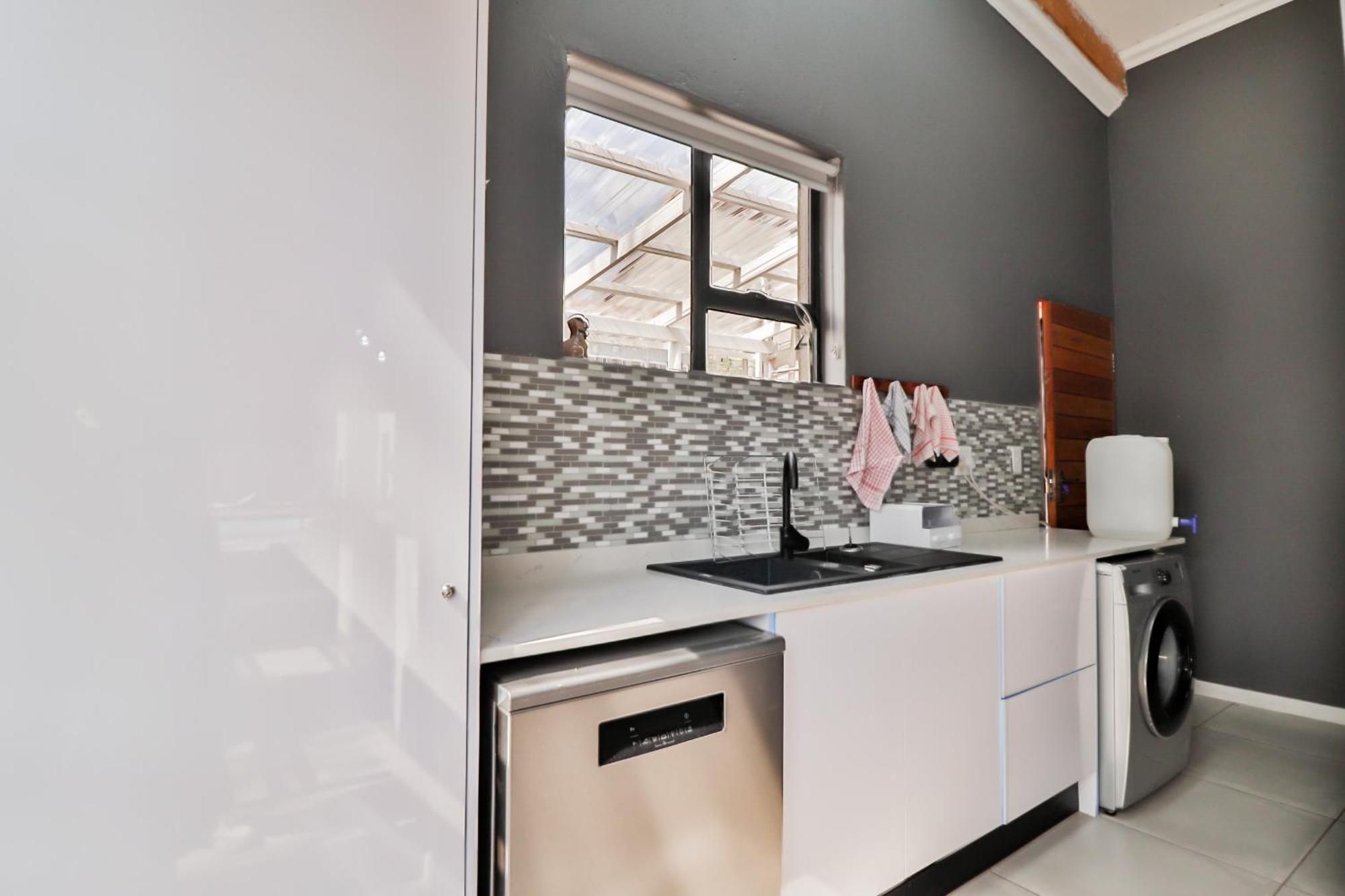 House Of Bongekile 4 Bed Luxury Home In Malelane Malalane Exterior foto